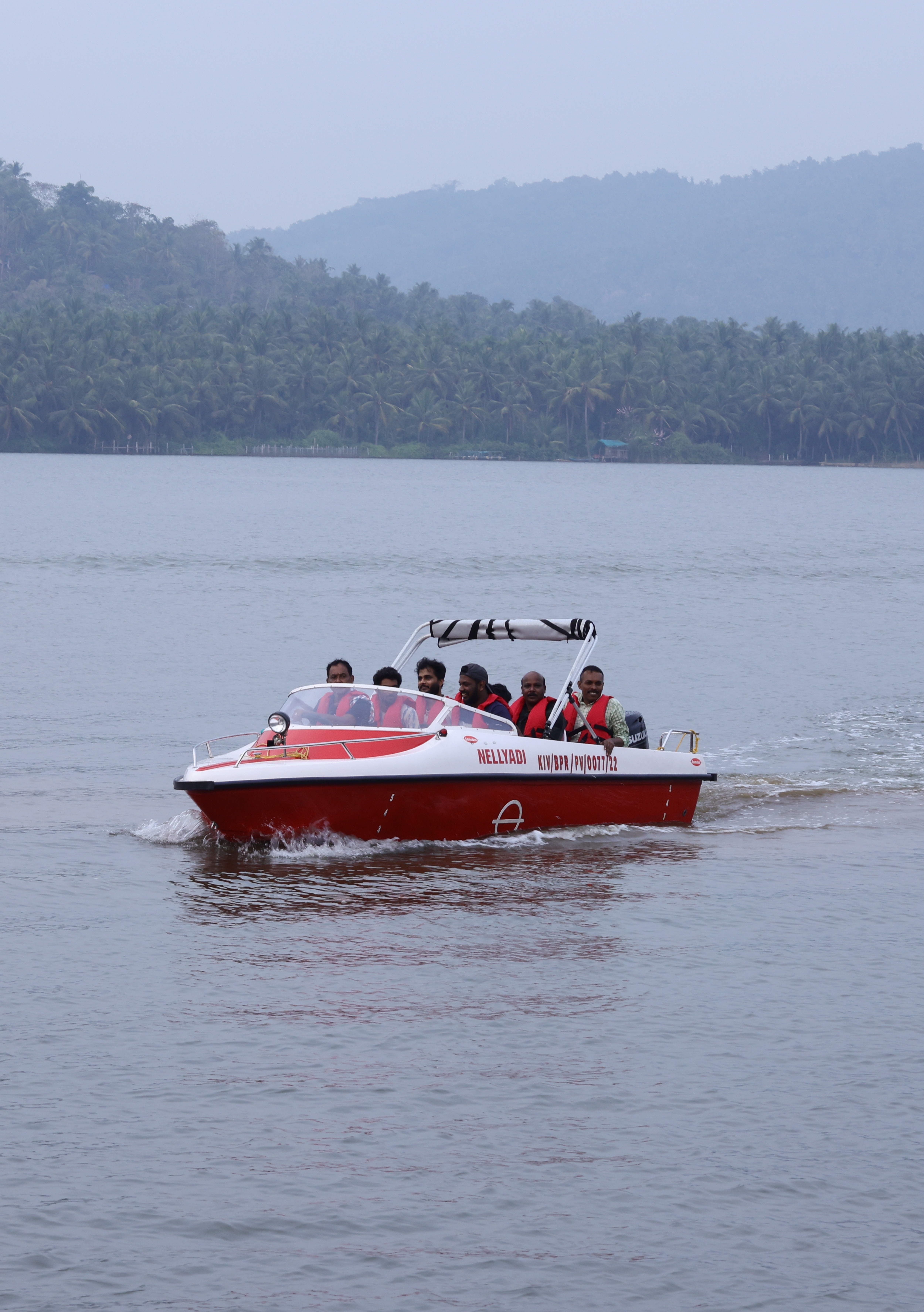 Speed Boat ride | Kozhikode Leisure Tourism